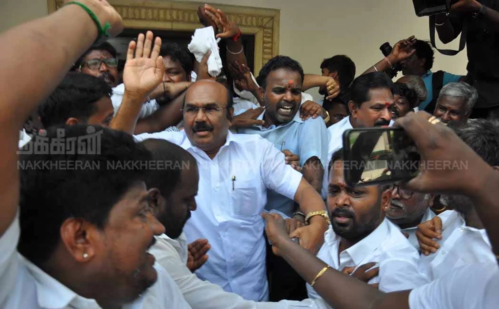 What is wrong with talking about a single leadership? - Interview with former Minister Jayakumar!